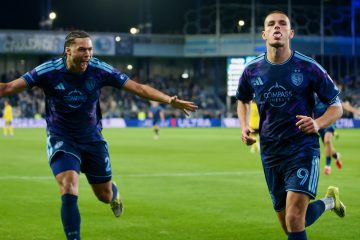 John Pulskamp de villano a heroe.  Sporting KC rescata un punto en casa.